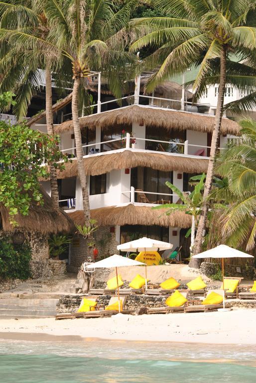 Artista Beach Villa Balabag  Exterior photo