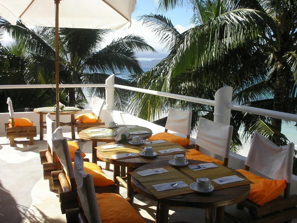 Artista Beach Villa Balabag  Exterior photo